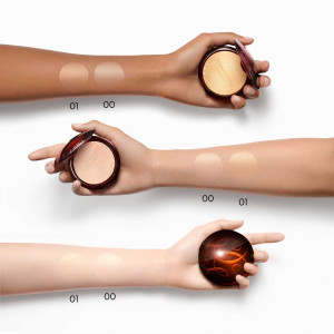 Terracotta Luminizer - La Poudre Enlumineur - 96% d'ingrédients d'origine naturelle Terracotta Luminizer - La Poudre Enlumineur - 96% d'ingrédients d'origine naturelle